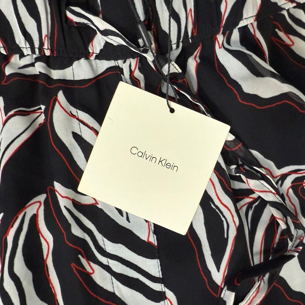 Calvin Klein Black White Red Floral Leaf Crepe Wide Leg Pants size L NEW Tags - Picture 12 of 16